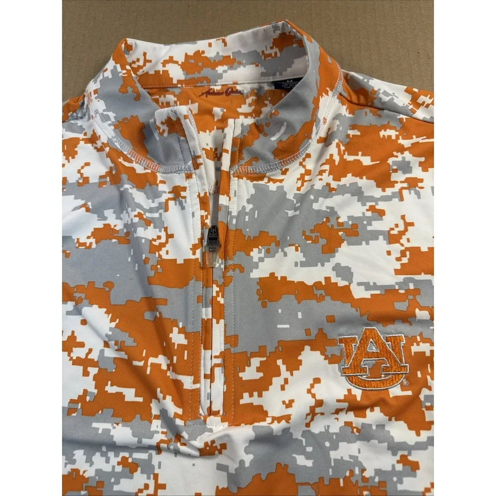 Auburn Oaks Digital Camo 1/4 Zip Auburn University, Size Medium